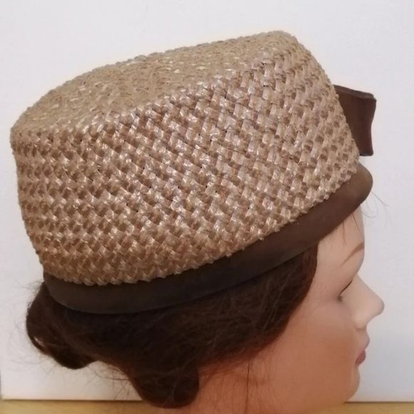 Woman's vintage hat - Picture 3 of 5